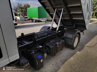 Ανατροπή Isuzu 2016 N1R-thumb-10