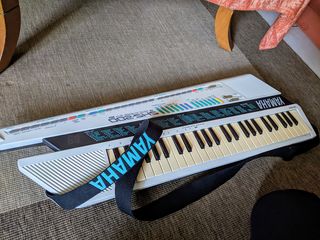 Yamaha SHS 200 digital keyboard 