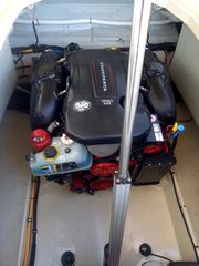 Chris-Craft 2020 GT 28-thumb-12