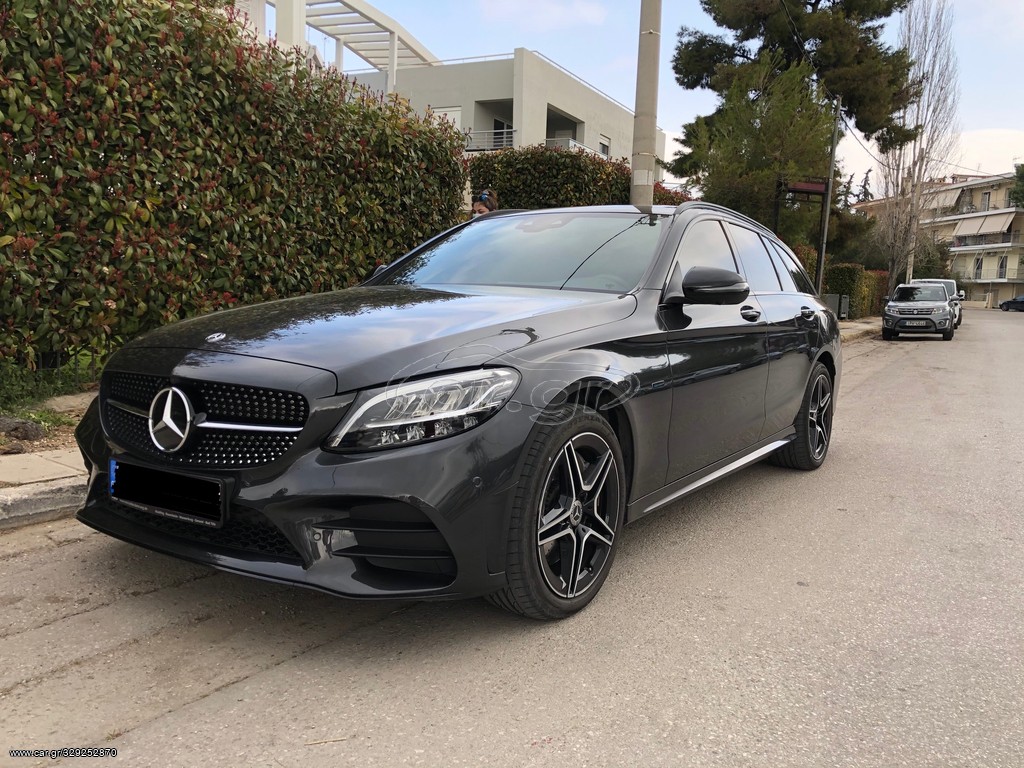 Mercedes-Benz C 300 2019 AMG, NIGHT, BURMESTER, PANORAMA, 360o, LED
