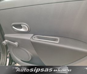 Renault Clio 2013-thumb-27