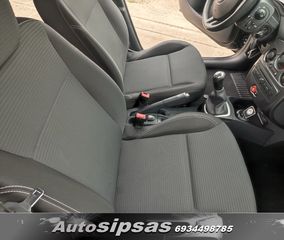 Renault Clio 2013-thumb-32