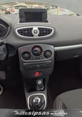 Renault Clio 2013-thumb-47