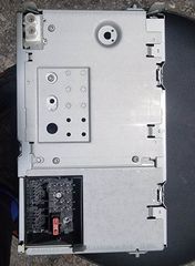 VW GOLF 6 ΕΡΓΟΣΤΑΣΙΑΚΗ ΟΘΟΝΗ & CD PLAYER-thumb-2