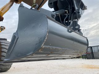 Εκσκαφέας Με Ερπύστριες Liebherr 2007 R 924-thumb-5