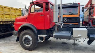 Mercedes-Benz 1975 1624-thumb-7