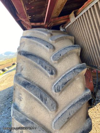 Tractor tires '02 Michelin 650-65-42