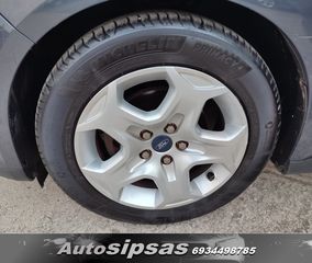 Ford C-Max 2011-thumb-22