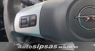 Opel Corsa 2011-thumb-48