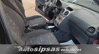 Opel Corsa 2011-thumb-37