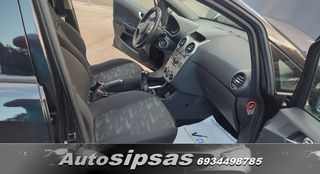 Opel Corsa 2011-thumb-38