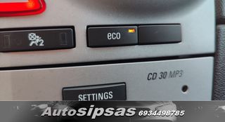 Opel Corsa 2011-thumb-44