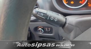 Opel Corsa 2011-thumb-45