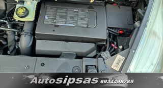 Renault Scenic 2012-thumb-23