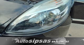 Renault Scenic 2012-thumb-24