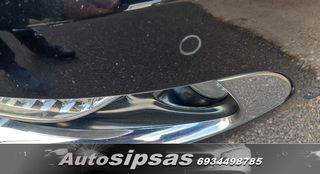 Renault Scenic 2012-thumb-26