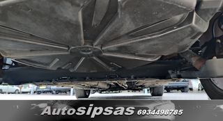 Renault Scenic 2012-thumb-50