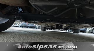 Renault Scenic 2012-thumb-52