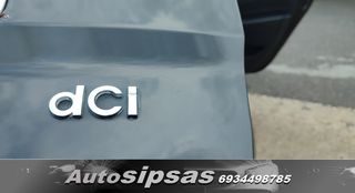 Renault Scenic 2012-thumb-57