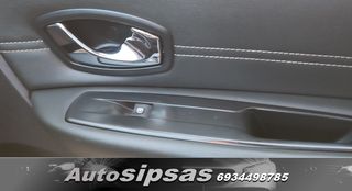Renault Scenic 2012-thumb-91
