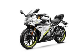 CFmoto 250 SR-S 2026 Σε ειδική τιμή για σήμερα!!! CF MOTO 250SR-S-thumb-1