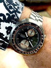 SEIKO UFO CHRONOGRAPH AUTOMATIC VINTAGE -thumb-1