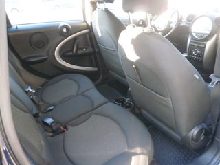 Mini Countryman 2015 Cooper D EURO 6-thumb-24