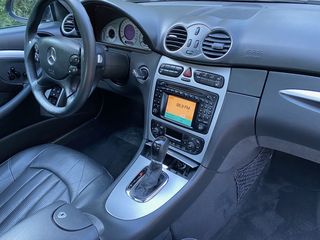 Mercedes-Benz CLK 55 AMG 2007-thumb-12