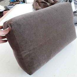 Μαξιλαρες για πλάτη καναπέ η κρεβατιού