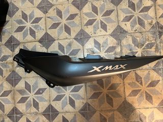 Ουρά αριστερή με αυτοκόλλητο για Yamaha x-max 300