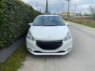 Peugeot 208 2015-thumb-1