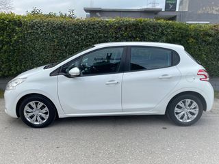 Peugeot 208 2015-thumb-5