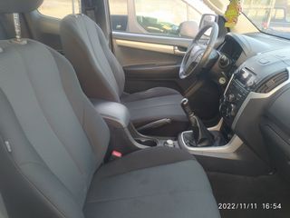 Isuzu D-Max 2014 LS-thumb-8