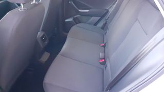 Volkswagen T-Roc 2019 1.6 TDI 115PS Discover-thumb-10