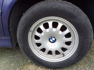 BMW E39 520I-thumb-2