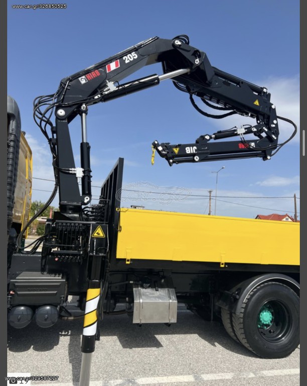 Γερανοί Hiab 2002 205 2+2fly jip