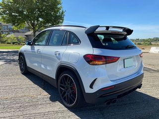 Σπόιλερ  για Mercedes GLA H247 (2020-up) Piano Black