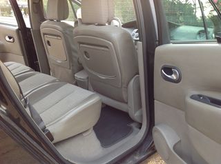 Renault Scenic 2005-thumb-14