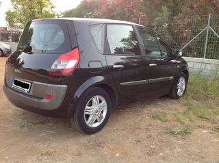 Renault Scenic 2005-thumb-3