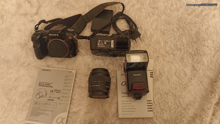 Sony A700 με φακό,driver battery pack και flash