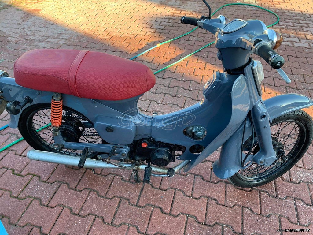 Honda C 1977 C50 6v9lt