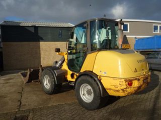 Φορτωτής Με Λάστιχα Volvo 2004 L25B shovel-thumb-4