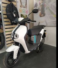 Yamaha NEOs Easy 2026 E Scooter-thumb-3