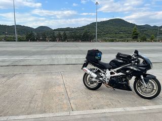 Suzuki TL 1000 1999 tl1000s-thumb-3