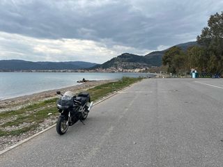 Suzuki TL 1000 1999 tl1000s-thumb-4
