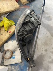 Ford Focus 17' εμπρός δεξί φανάρι -thumb-3