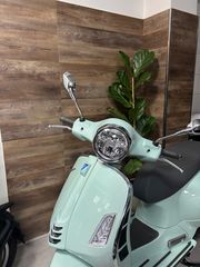 Vespa GTS 310 2025 Vespa 310-thumb-2