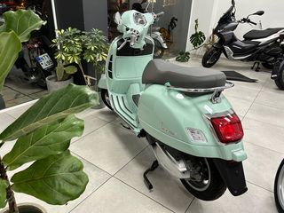 Vespa GTS 310 2025 Vespa 310-thumb-1