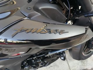 Bajaj 2023 Pulsar 250 N-thumb-2