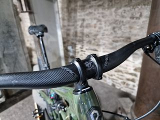 Downhill - Enduro - Trail Polygon 2025 COLLOSUS N9-thumb-5